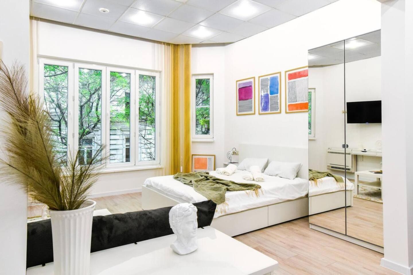 Duplex Condo Prime Location 2Bth 2 Studios โซเฟีย ภายนอก รูปภาพ
